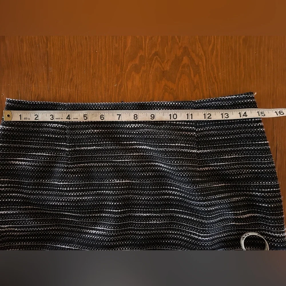 Nanette Lepore Short Pencil Skirt Size 6